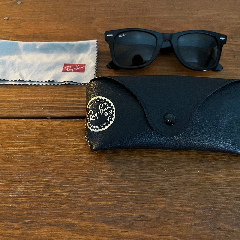 Rayban Wayfarers
